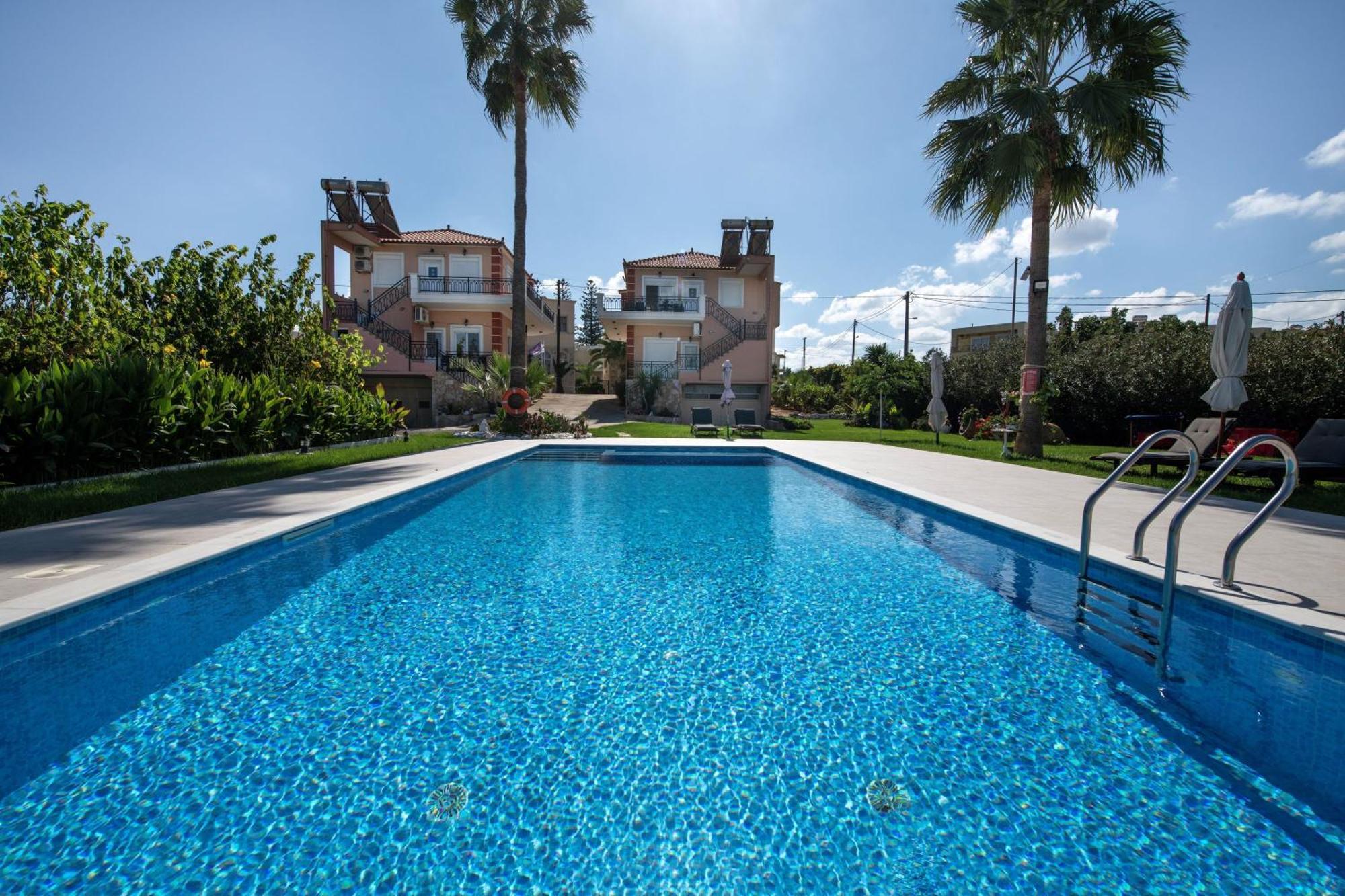 Socrate'S Apartment'S With Share Pool Kamisianá Extérieur photo